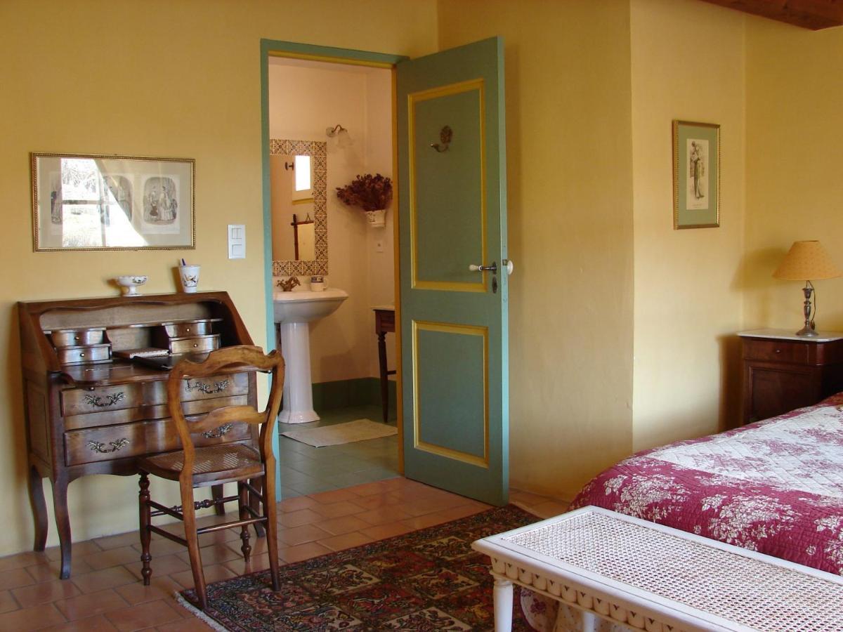 Le Mas Perréal Saint-Saturnin-lès-Apt Esterno foto
